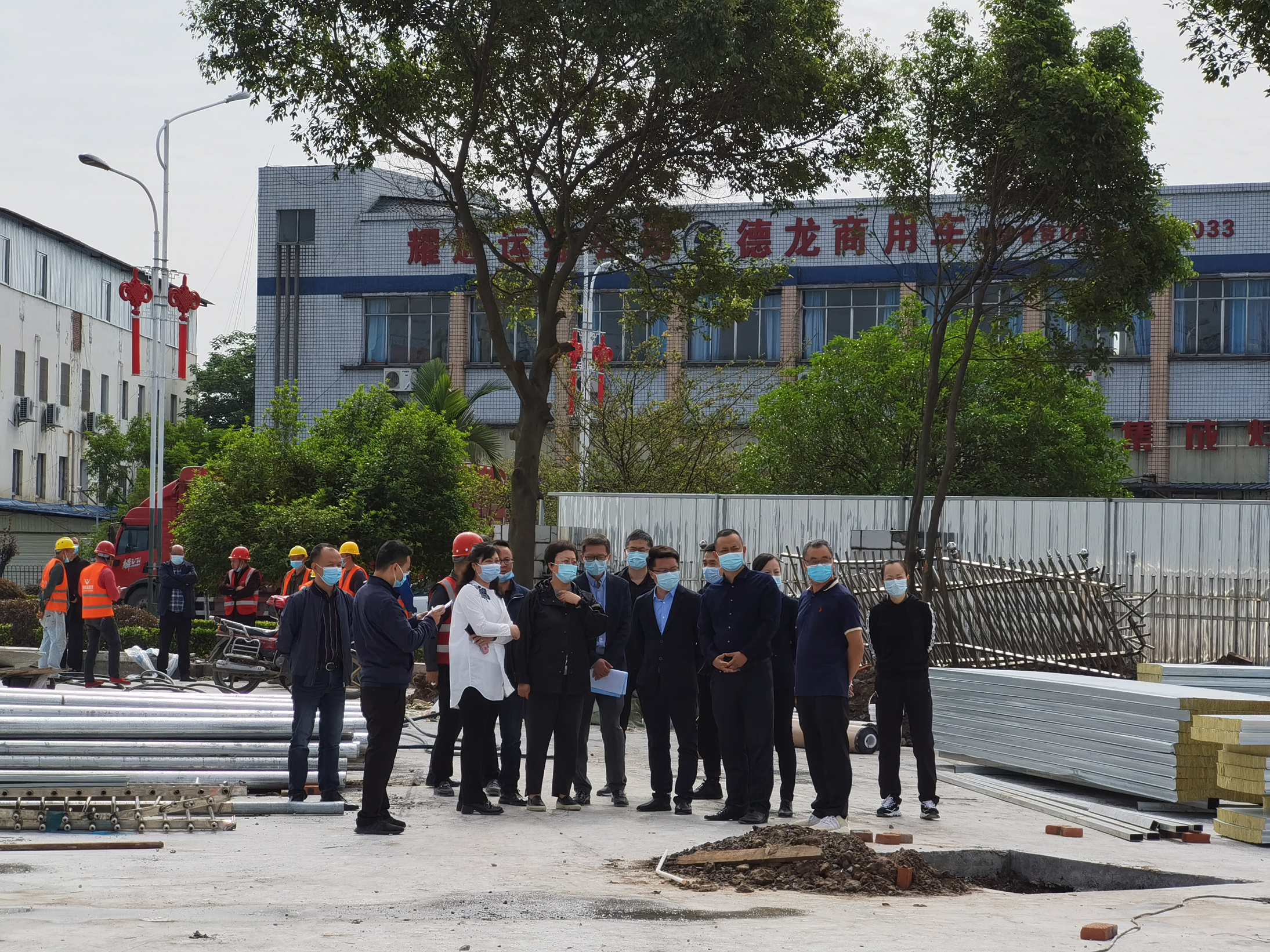 “很好，大家辛苦了” ——內(nèi)江市委書記鄭莉調(diào)研隆昌方艙醫(yī)院