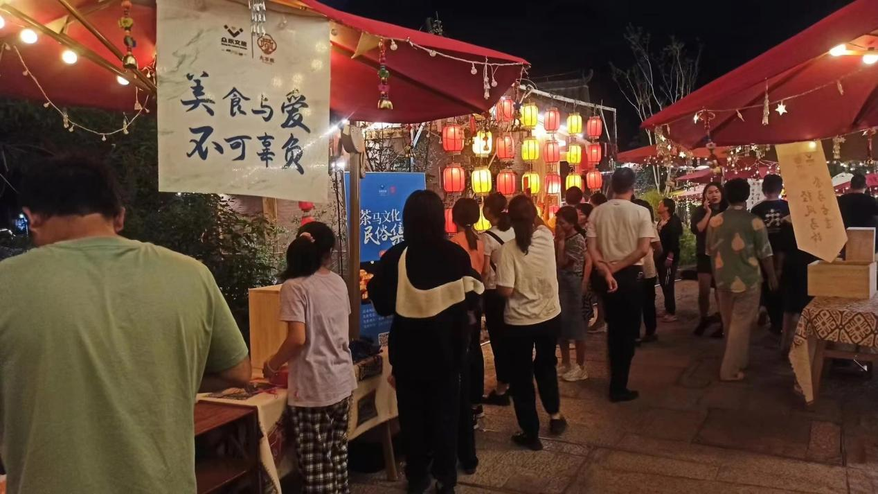 彝族年，迎西馬，大石板古村“火出圈”！(圖5)