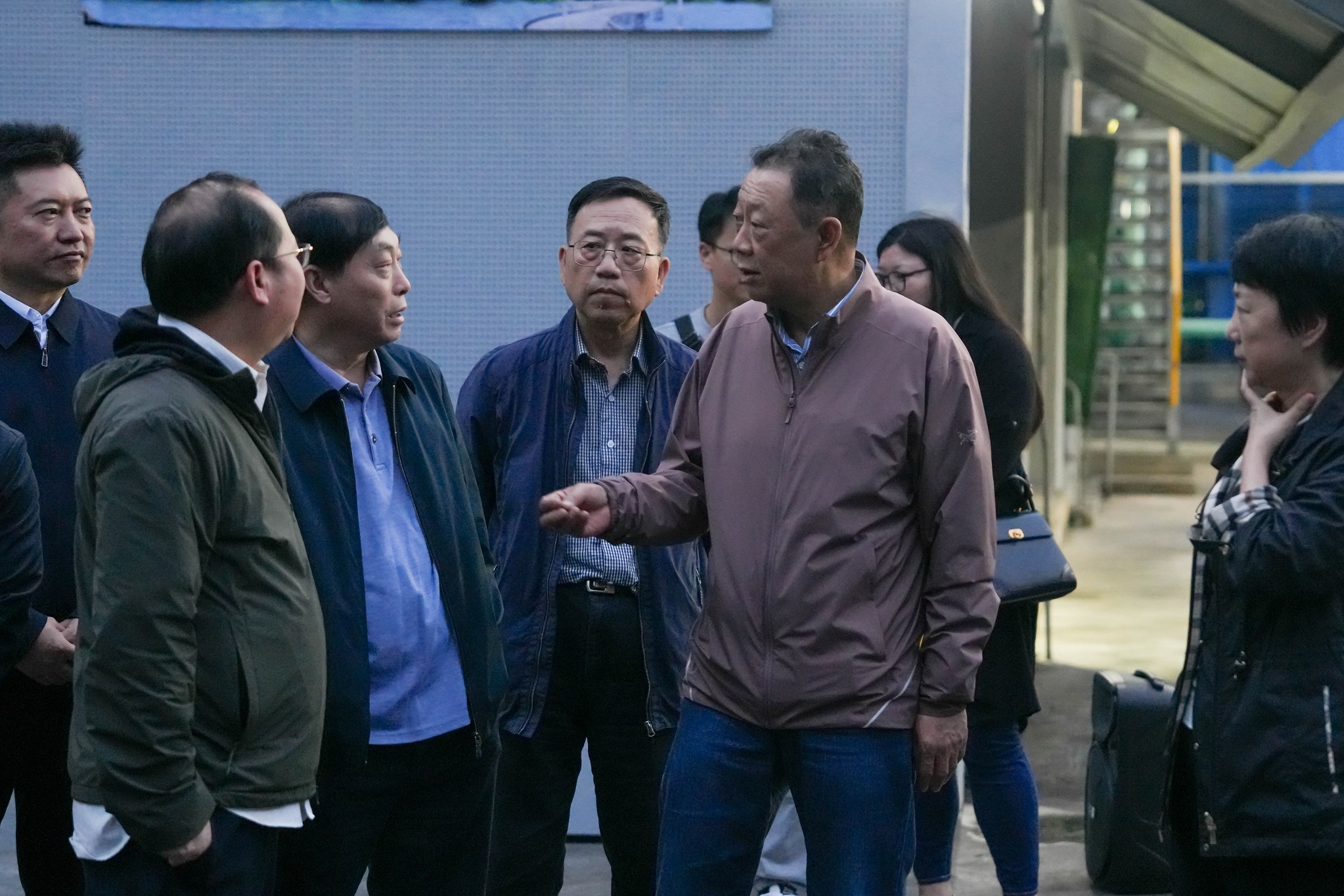 省高科協(xié)理事長，省政協(xié)黨組原副書記、副主席曲木史哈一行到川威調(diào)研(圖3)