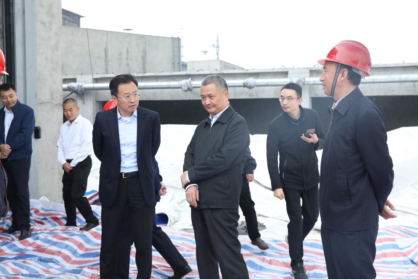 市人大常委會(huì)副主任曾云忠、市政府副市長(zhǎng)畢勝到川威調(diào)研督導(dǎo)超低排放改造推進(jìn)情況(圖4)
