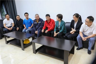 內(nèi)江市總工會(huì)到川威開展“工會(huì)進(jìn)萬(wàn)家”調(diào)研走訪慰問